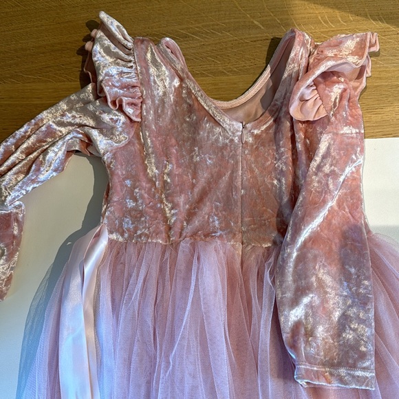 Stunning girls dress worn once size 7 - Picture 4 of 5